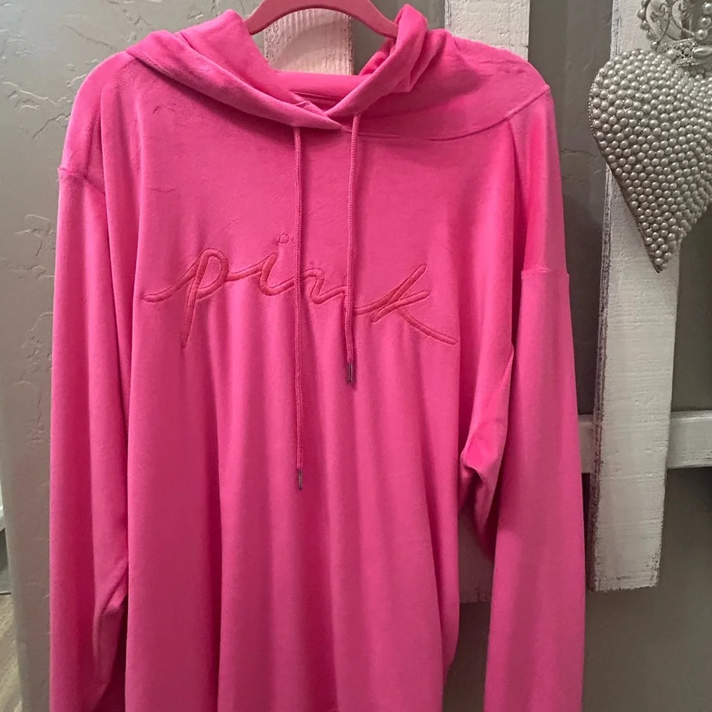PINK Victoria's Secret Fuchsia Hoodie - Picture 2 of 7